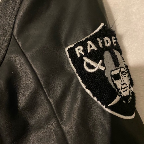RAIDERS NFL  jacket - Picture 6 of 7